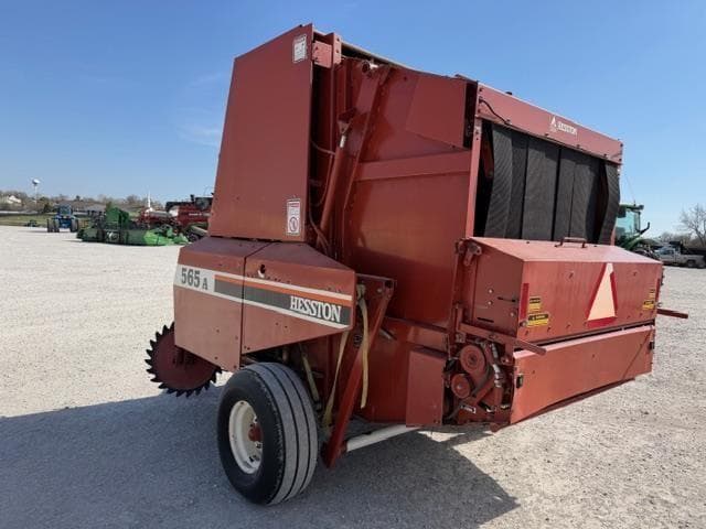 Image of Hesston 565A equipment image 4