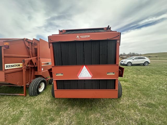 Image of Hesston 565A equipment image 4