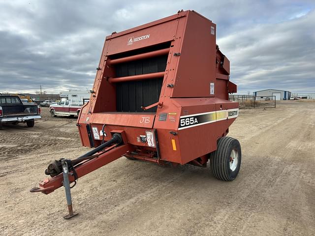 Image of Hesston 565A equipment image 2
