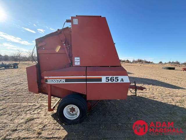 Image of Hesston 565A equipment image 3