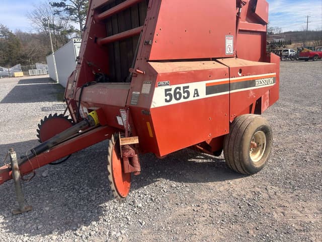 Image of Hesston 565A equipment image 1