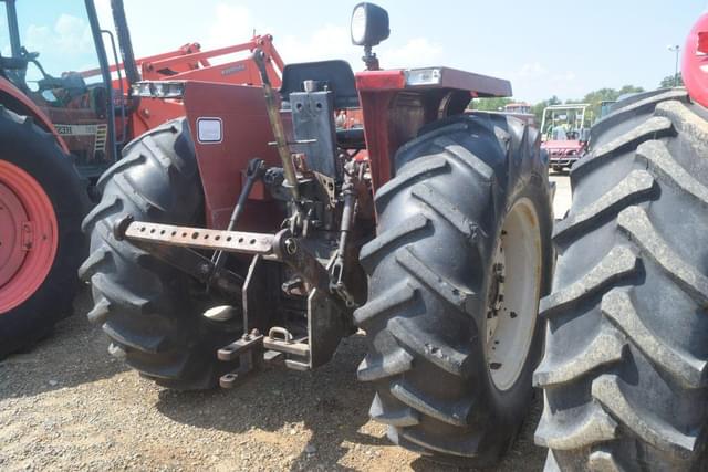 Image of Hesston 566 equipment image 2