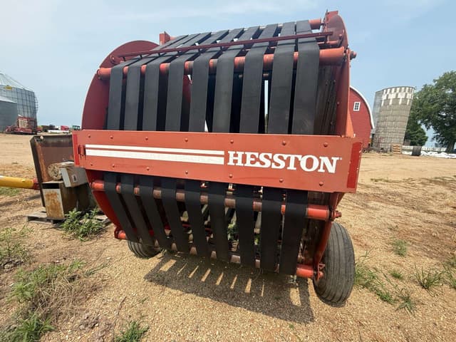 Image of Hesston 5800 equipment image 4