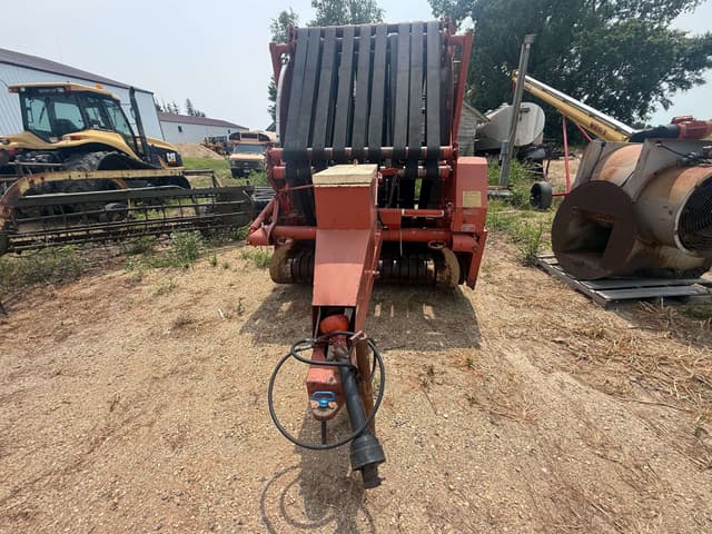 Image of Hesston 5800 equipment image 2
