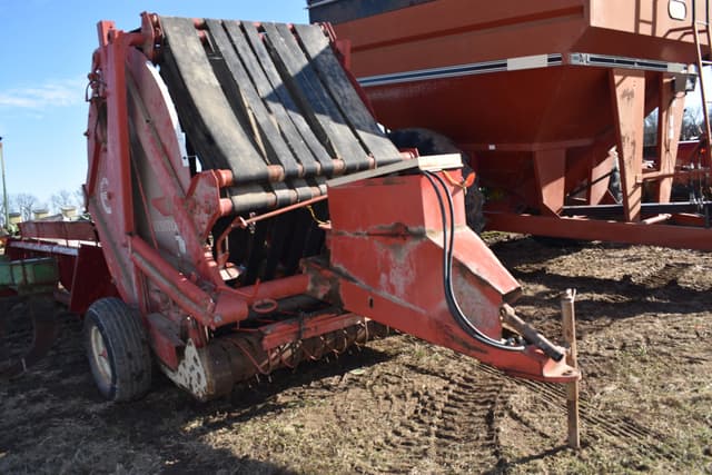 Image of Hesston 5800 equipment image 2