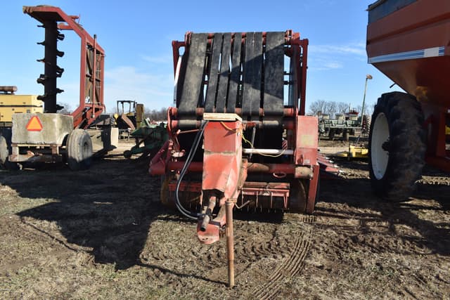 Image of Hesston 5800 equipment image 1