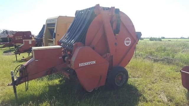 Image of Hesston 5800 equipment image 3