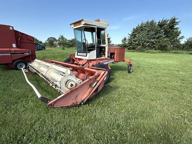 Image of Hesston 6400 equipment image 2