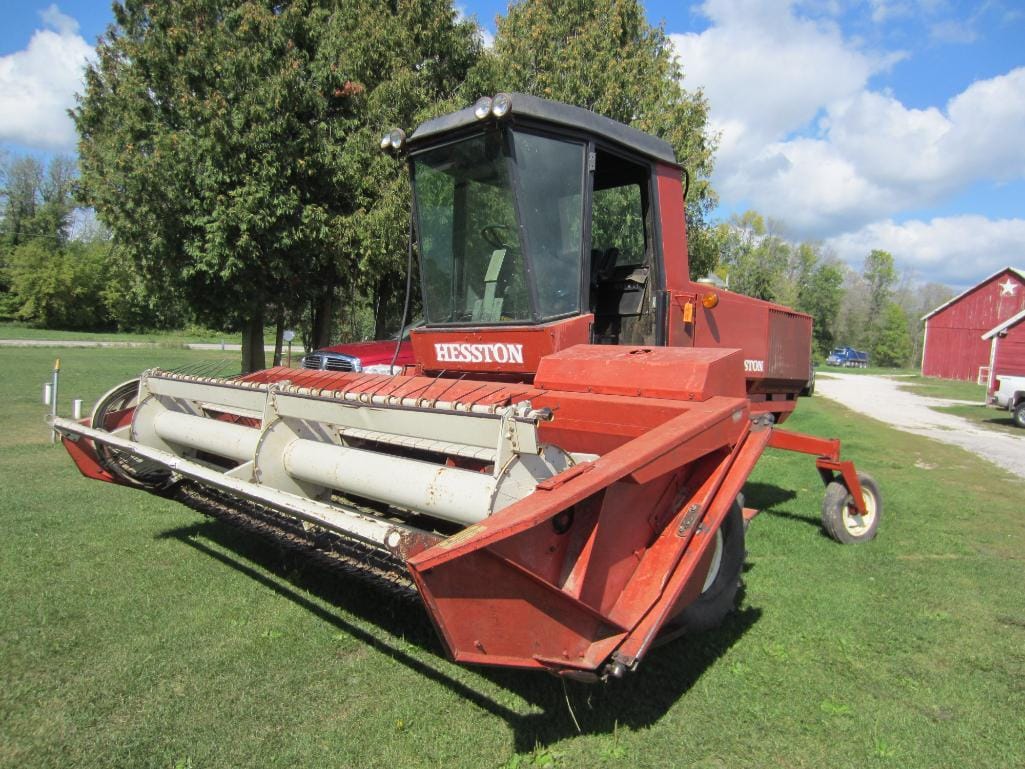 Main image Hesston 6465