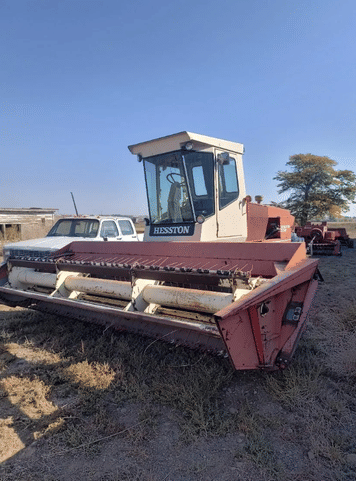 Main image Hesston 6600
