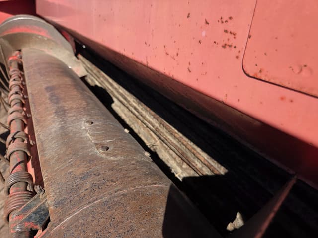 Image of Hesston 6600 equipment image 3