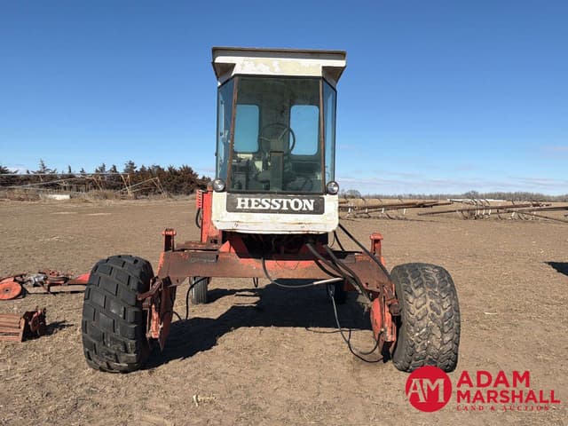 Image of Hesston 6610 equipment image 2