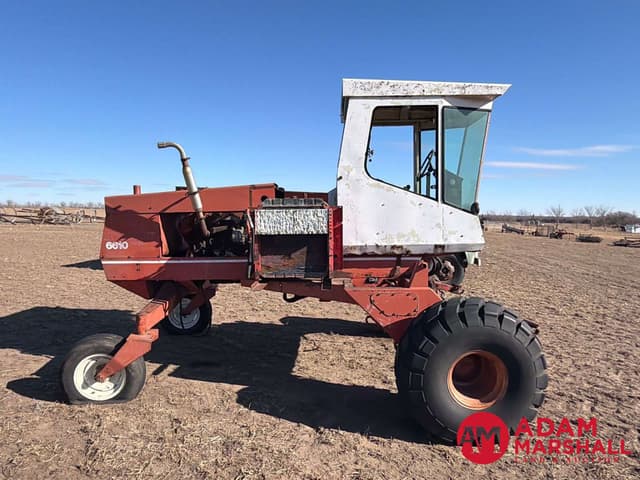 Image of Hesston 6610 equipment image 3