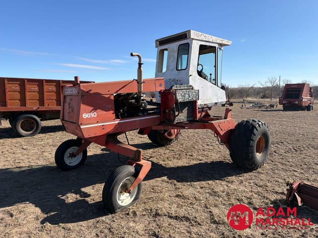Image of Hesston 6610 equipment image 4