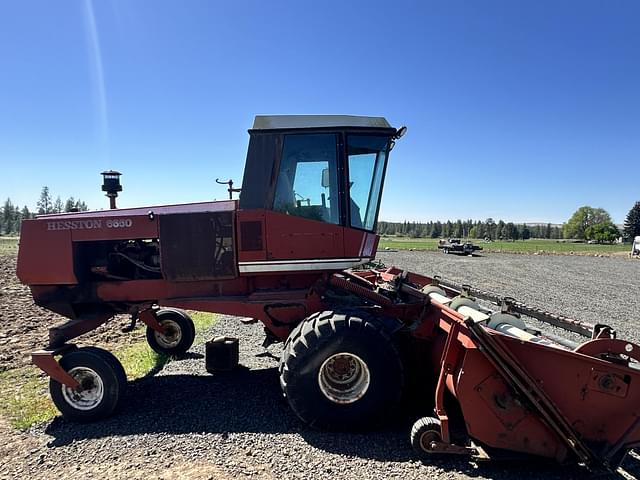 Image of Hesston 6650 equipment image 4