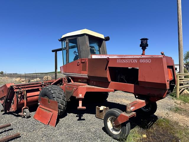 Image of Hesston 6650 equipment image 2