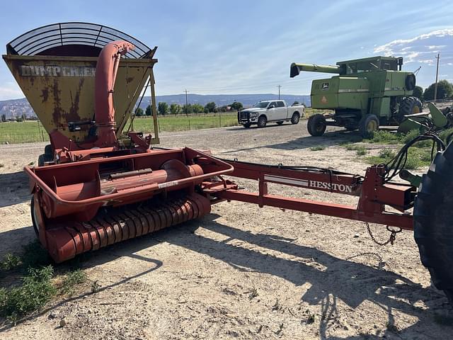 Image of Hesston 7155 equipment image 1