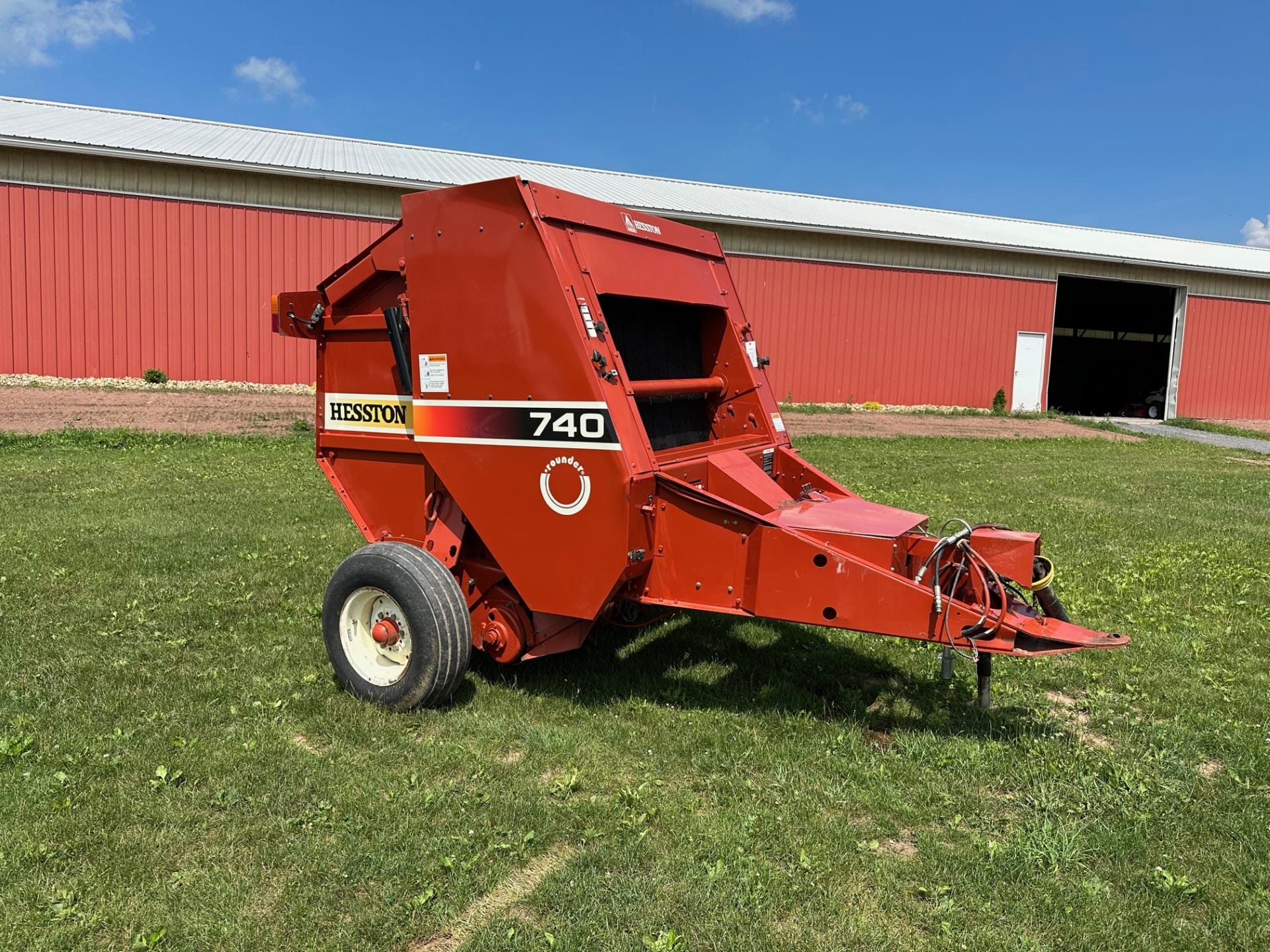 Main image Hesston 740