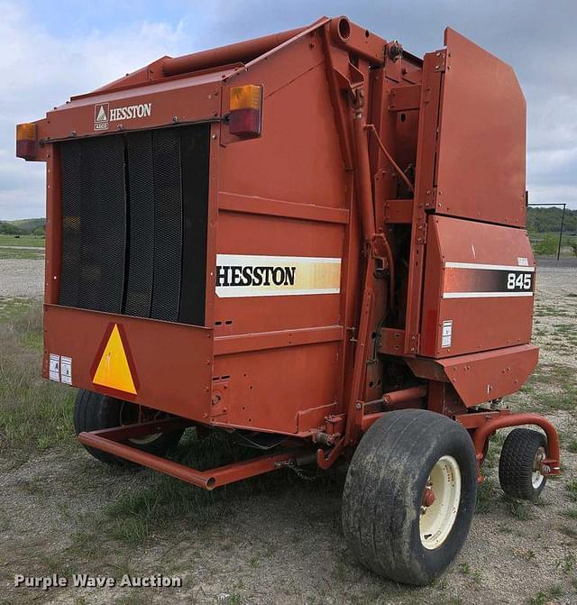 Image of Hesston 845 equipment image 4