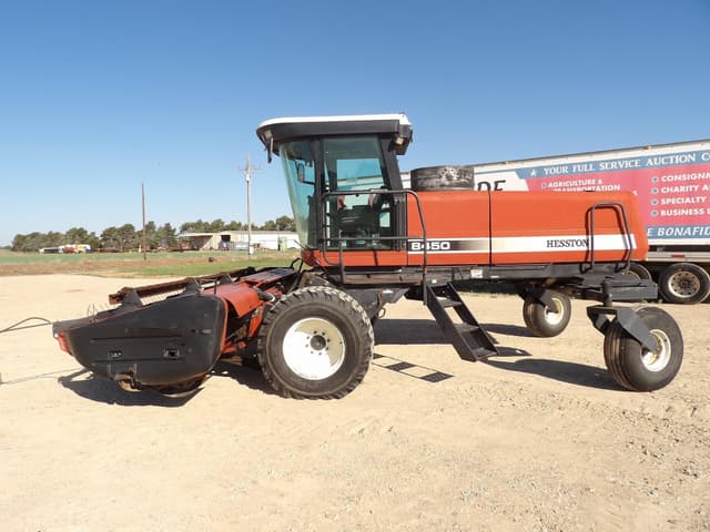 Image of Hesston 8450 equipment image 1