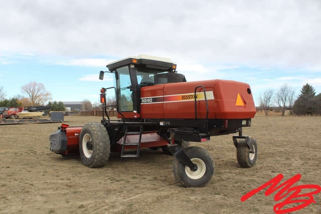 Image of Hesston 9240 equipment image 4