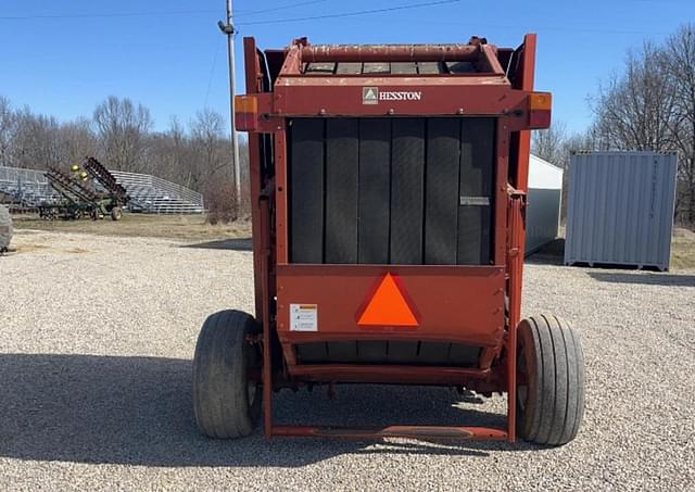 Image of Hesston 946 equipment image 1