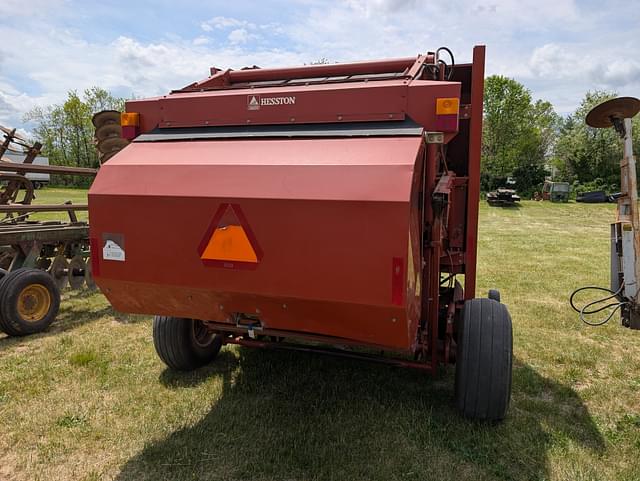 Image of Hesston 956 equipment image 4