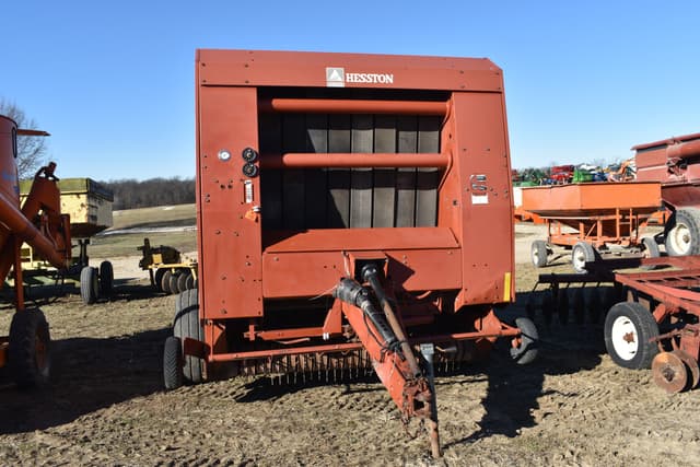 Image of Hesston 956A equipment image 1