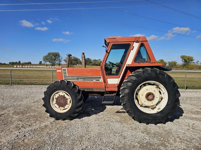 Image of Hesston 980 equipment image 2