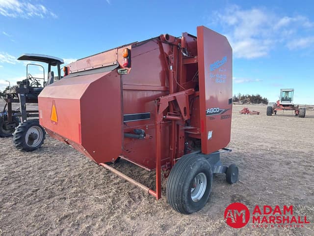 Image of Hesston 5556A equipment image 4