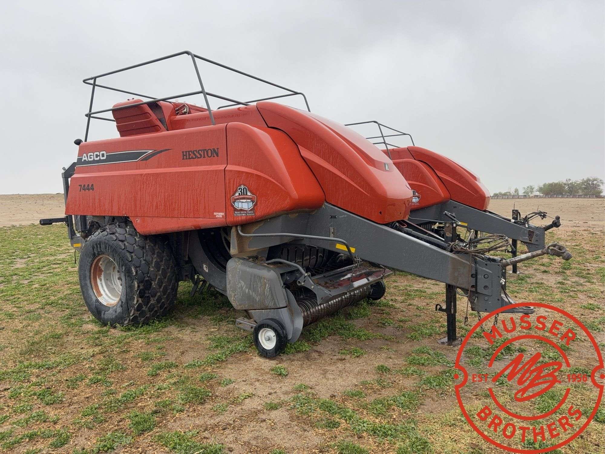 AGCO 7444 Equipment Image0