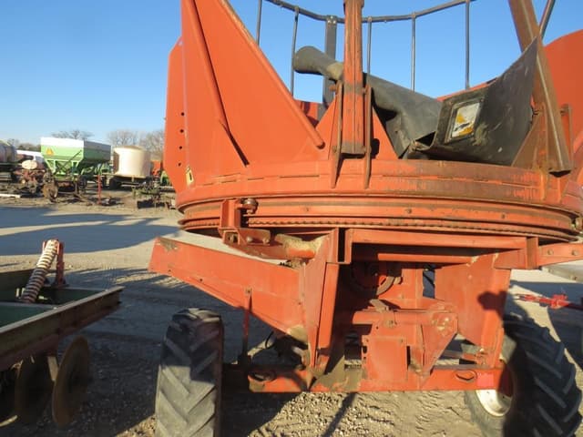 Image of Hesston BP25 equipment image 3