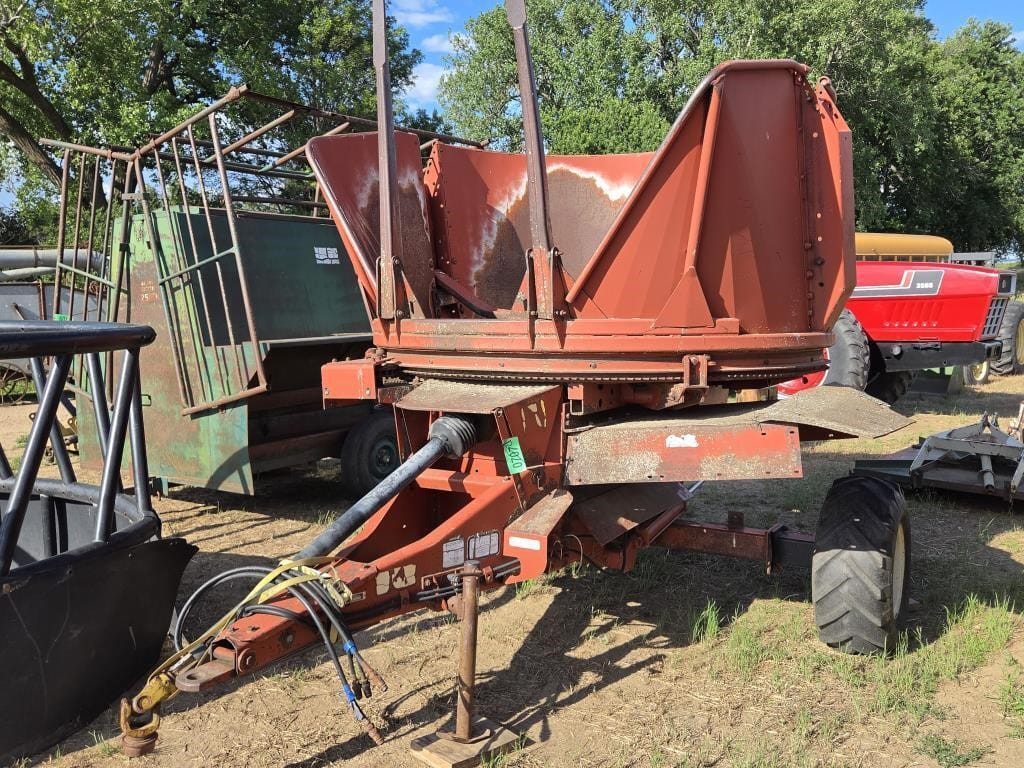 Hesston BP25 Equipment Image0
