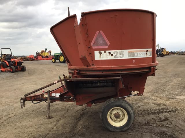 Image of Hesston BP25 equipment image 3