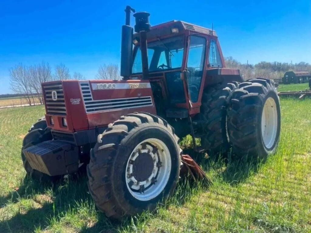 Hesston 100-90 Equipment Image0