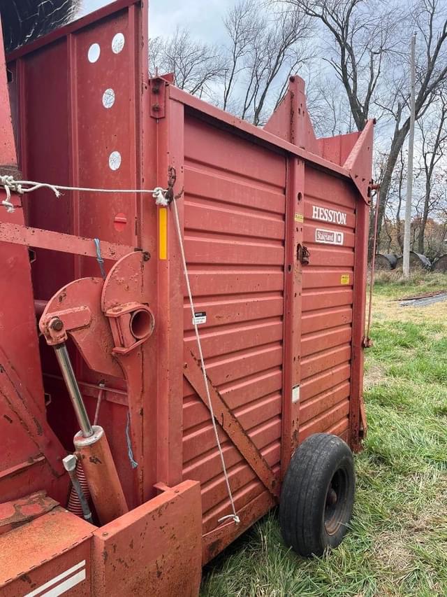 Image of Hesston Stakhand 10 equipment image 2