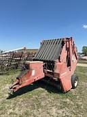 Hesston 5800 Image