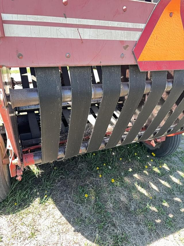 Image of Hesston 5800 equipment image 1