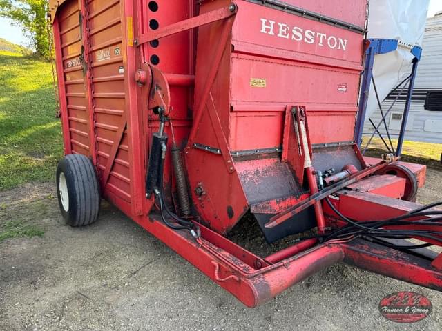 Image of Hesston SH10 equipment image 4