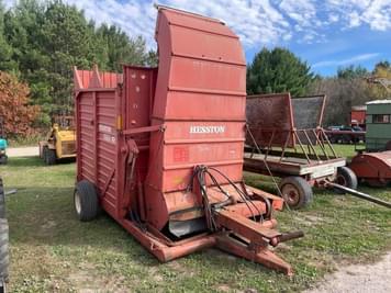 Main image Hesston Stakhand 10