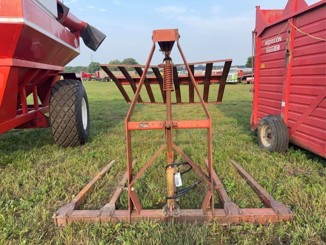 Image of Hesston StackMover 10 equipment image 1