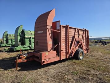 Main image Hesston Stacker