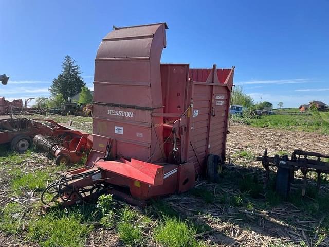 Image of Hesston Stakhand 10 equipment image 2