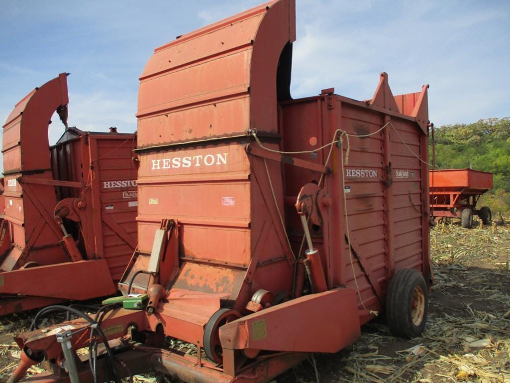 Main image Hesston Stakhand 10