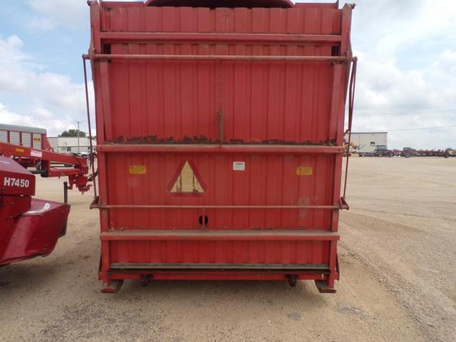 Image of Hesston 10 equipment image 4