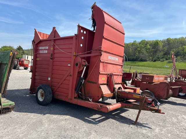 Image of Hesston Stakhand 10 equipment image 1