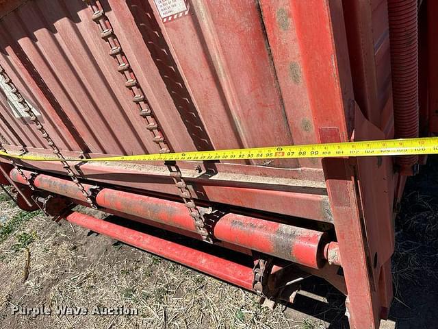 Thumbnail image Hesston SH30A 19