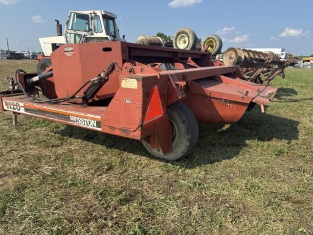 Image of Hesston 1120 equipment image 1