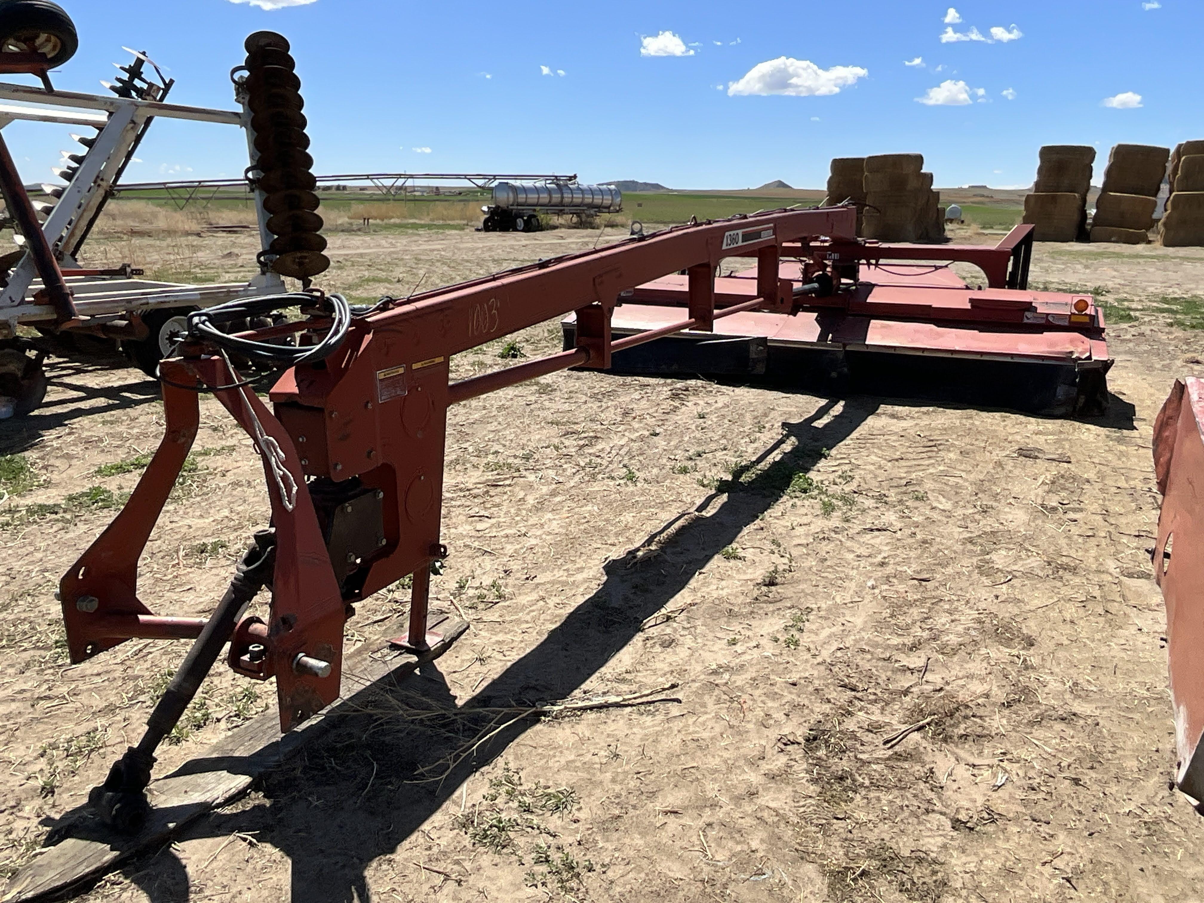 Main image Hesston 1360