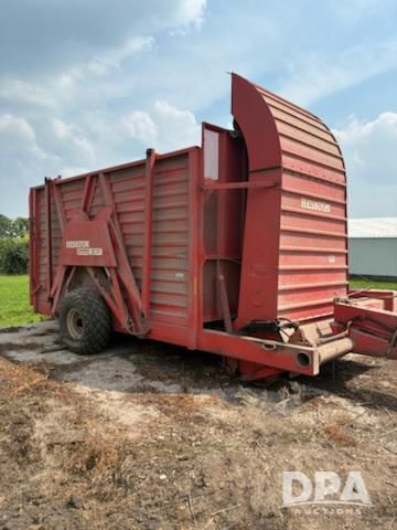 Hesston 30A Equipment Image0